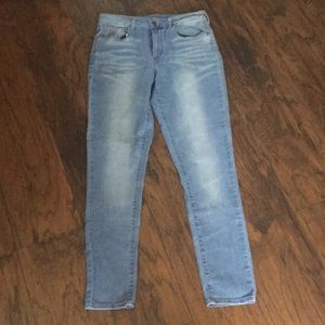 Levi skinny jeans high rise